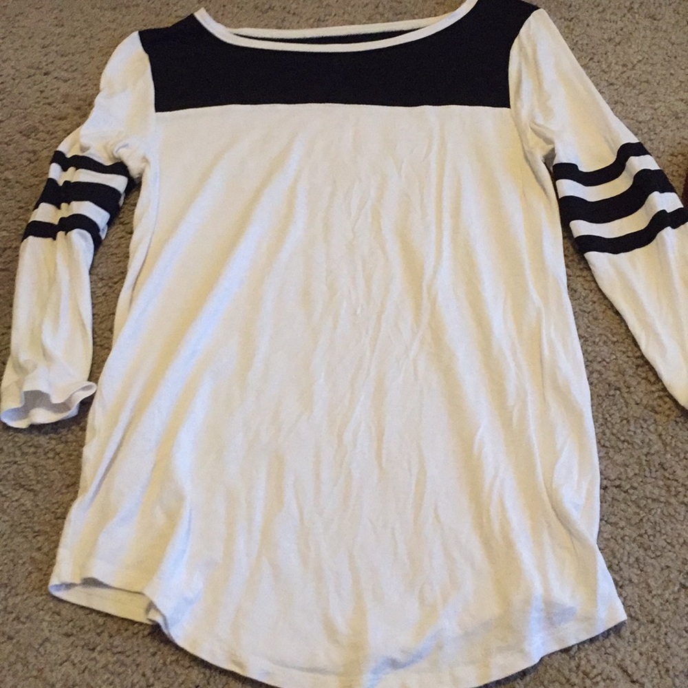 Half sleeve shirt